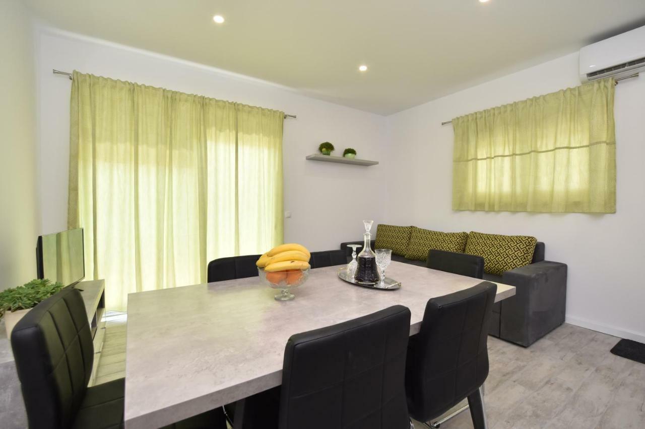 Apartmani Iva&Ante Dugi Rat Extérieur photo